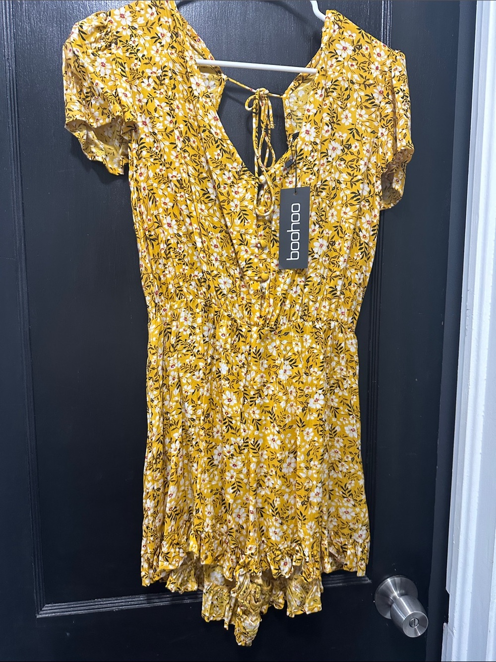 Boohoo Mustard Floral Tie-Back Romper -SIZE US 10